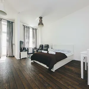  Apartament Shortstaypoland Noakowskiego Polska